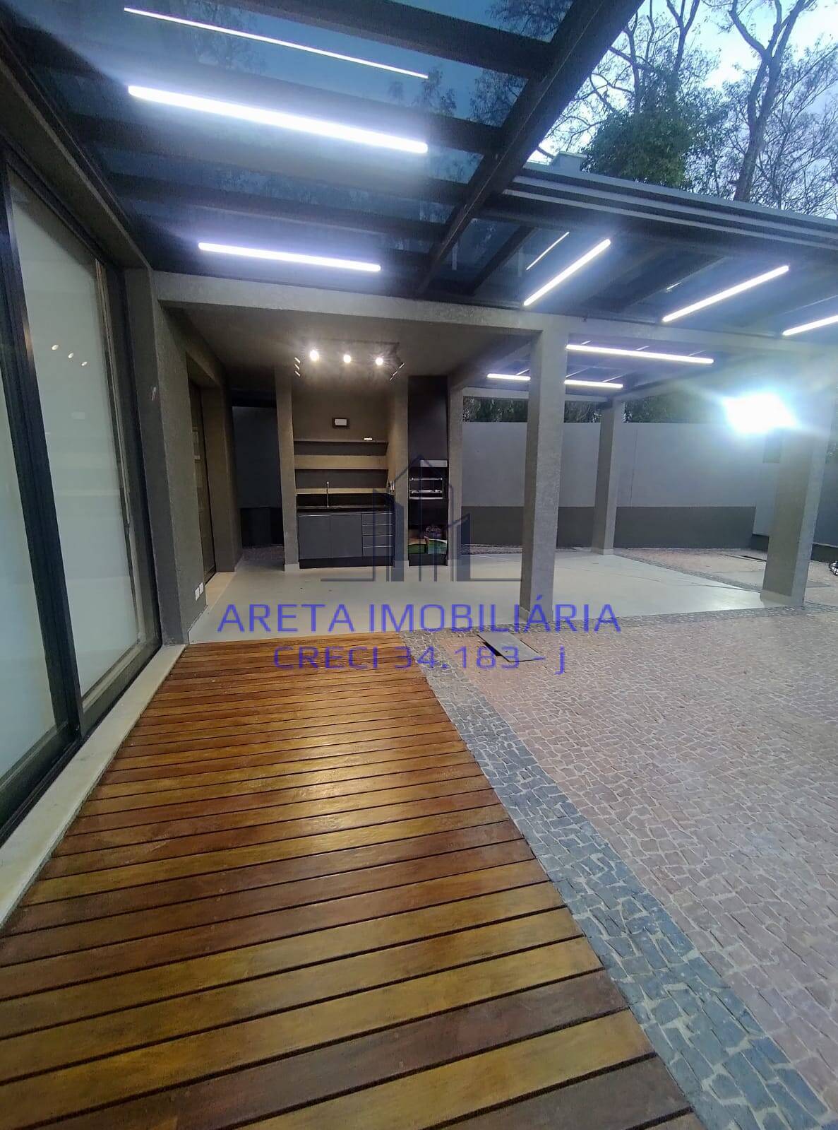 Casa à venda com 3 quartos, 189m² - Foto 29