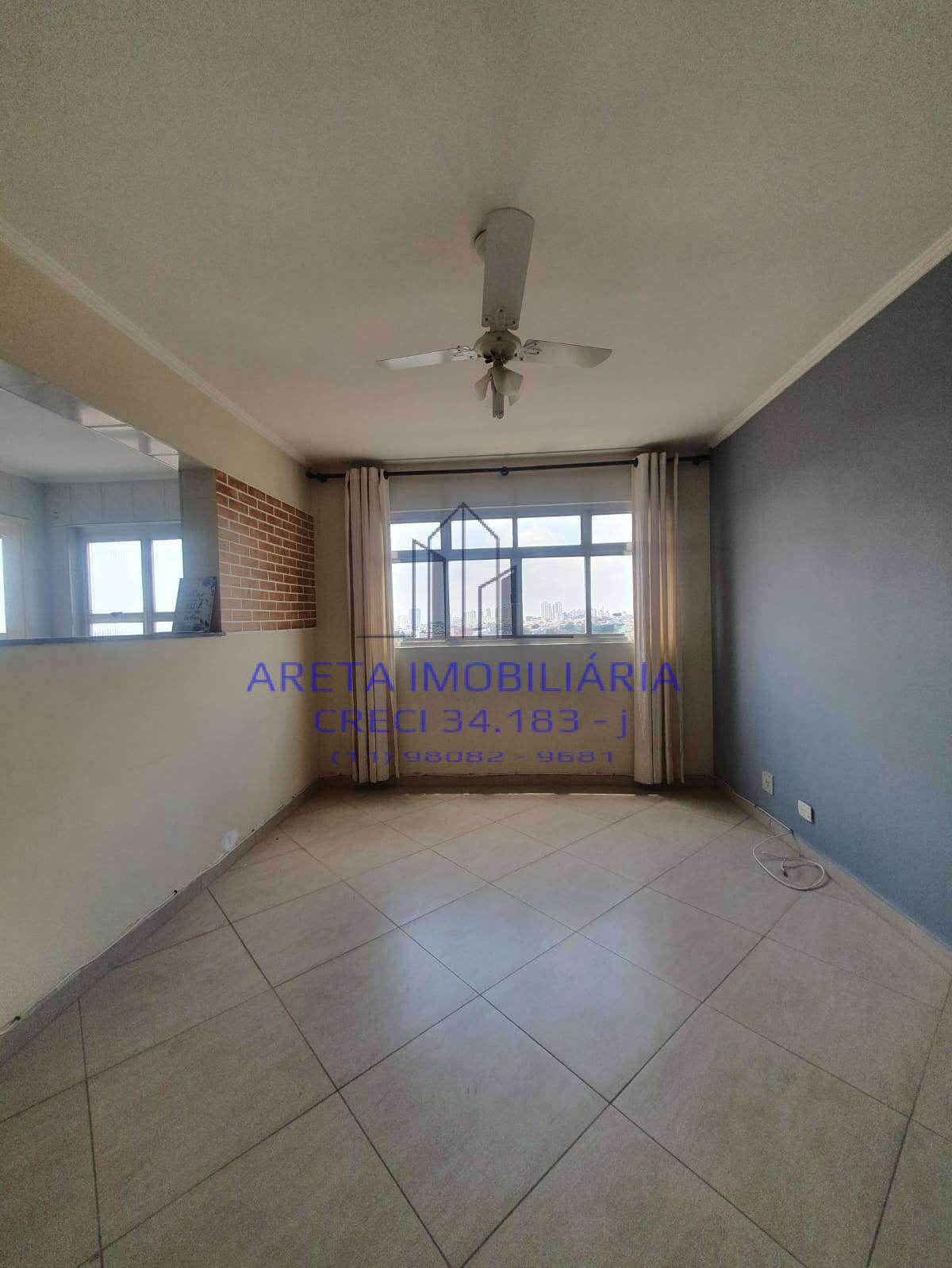 Apartamento à venda com 2 quartos, 63m² - Foto 3