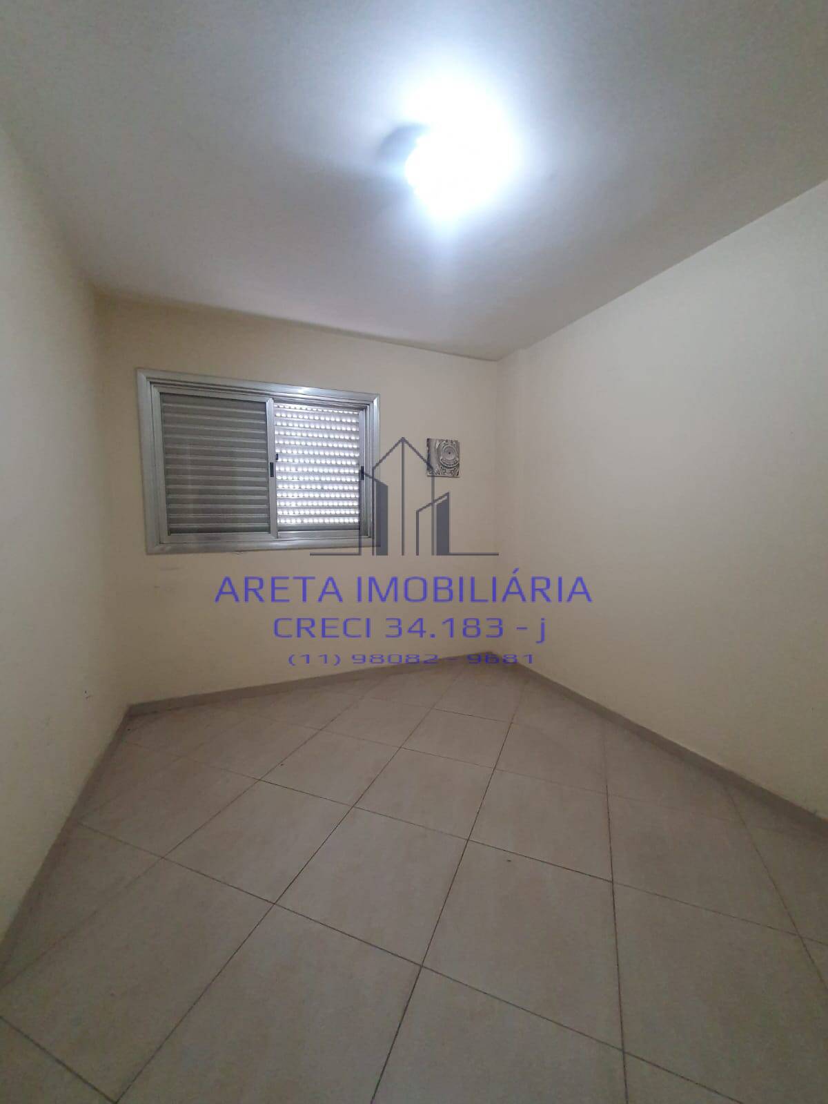 Apartamento à venda com 2 quartos, 62m² - Foto 14