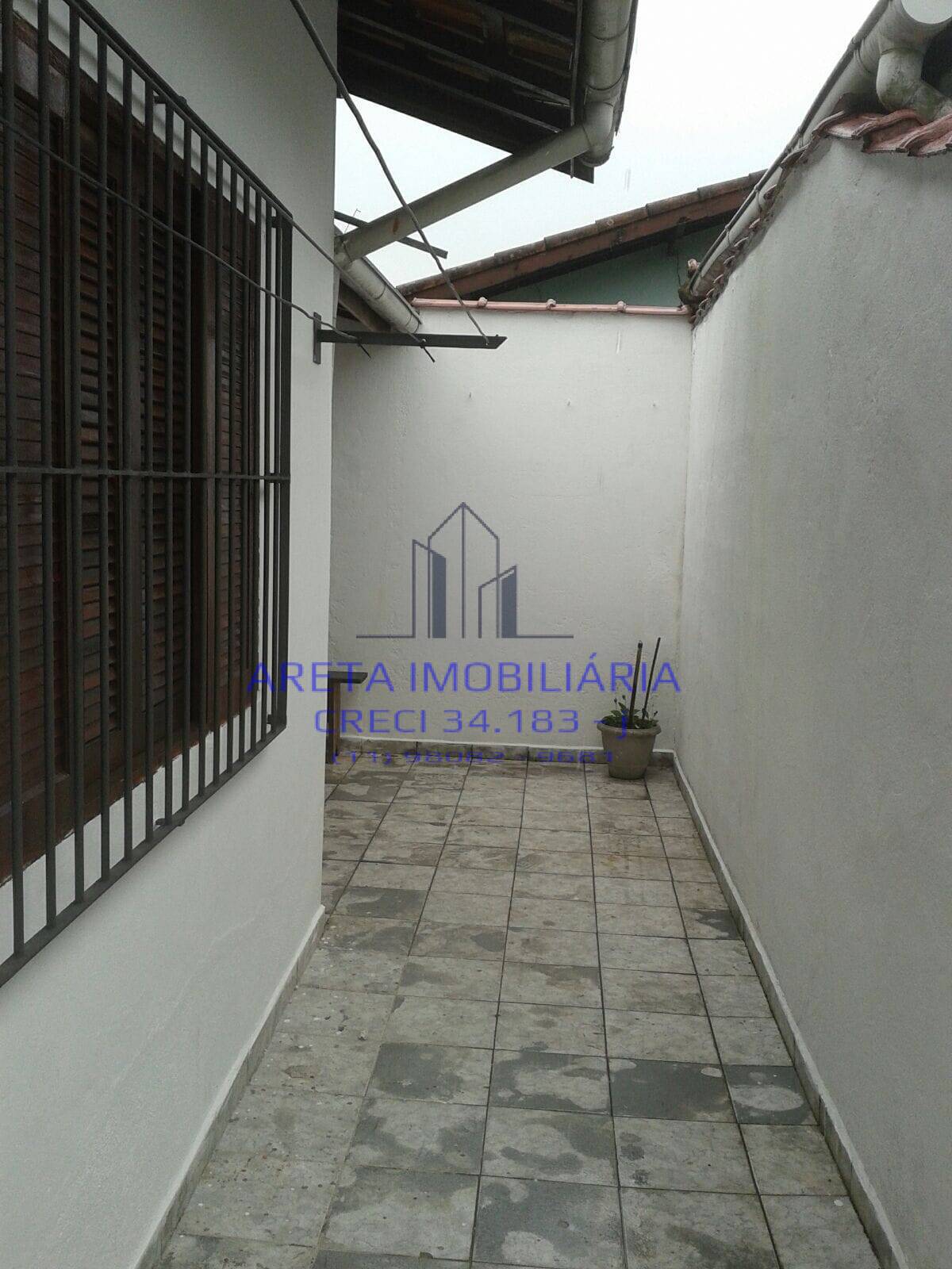 Casa à venda com 2 quartos, 100m² - Foto 4