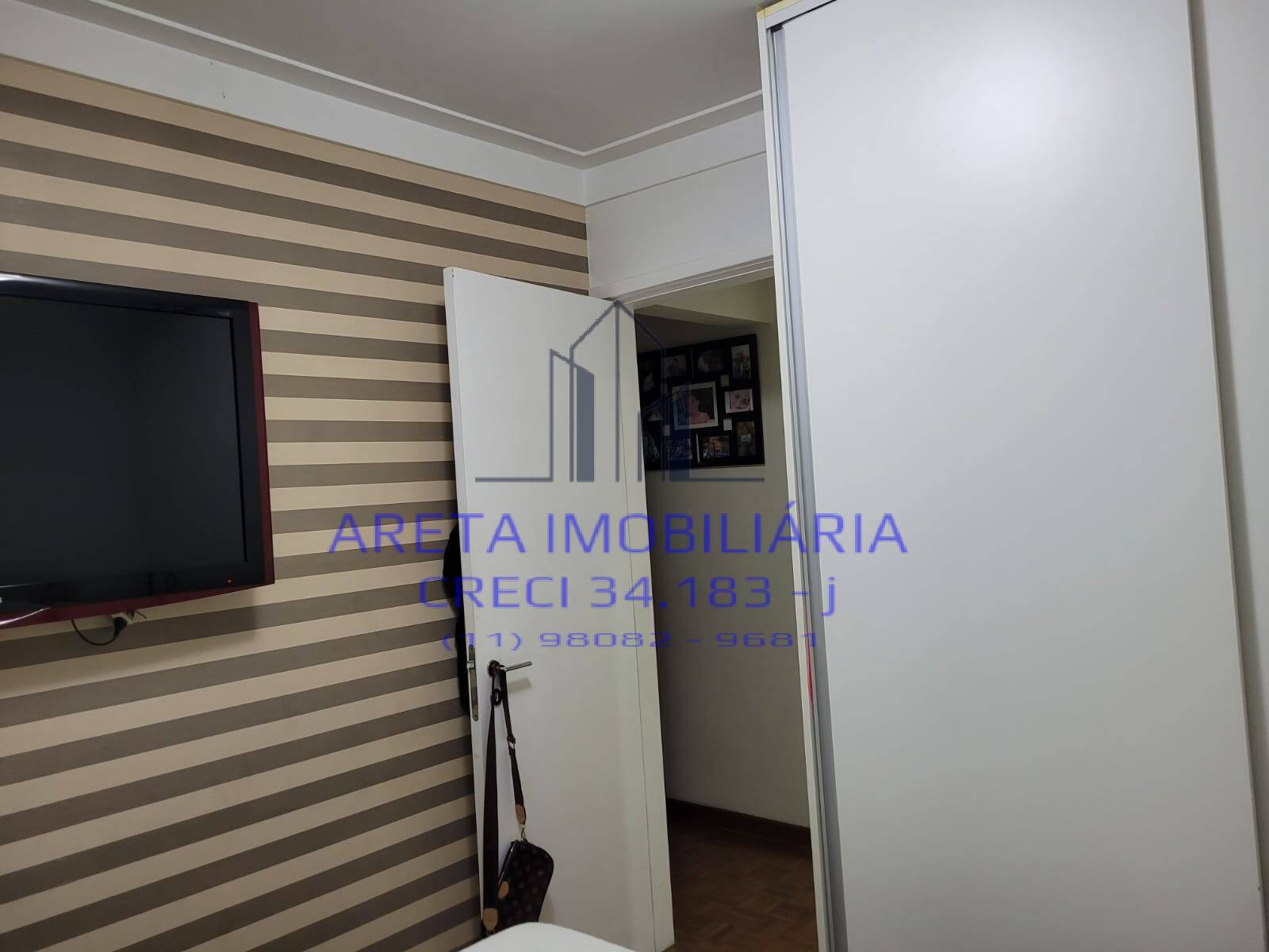 Apartamento à venda com 2 quartos, 60m² - Foto 15