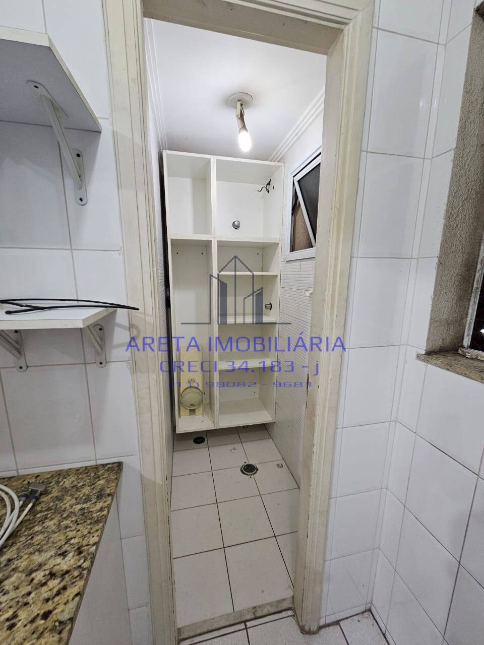 Apartamento para alugar com 3 quartos, 93m² - Foto 11