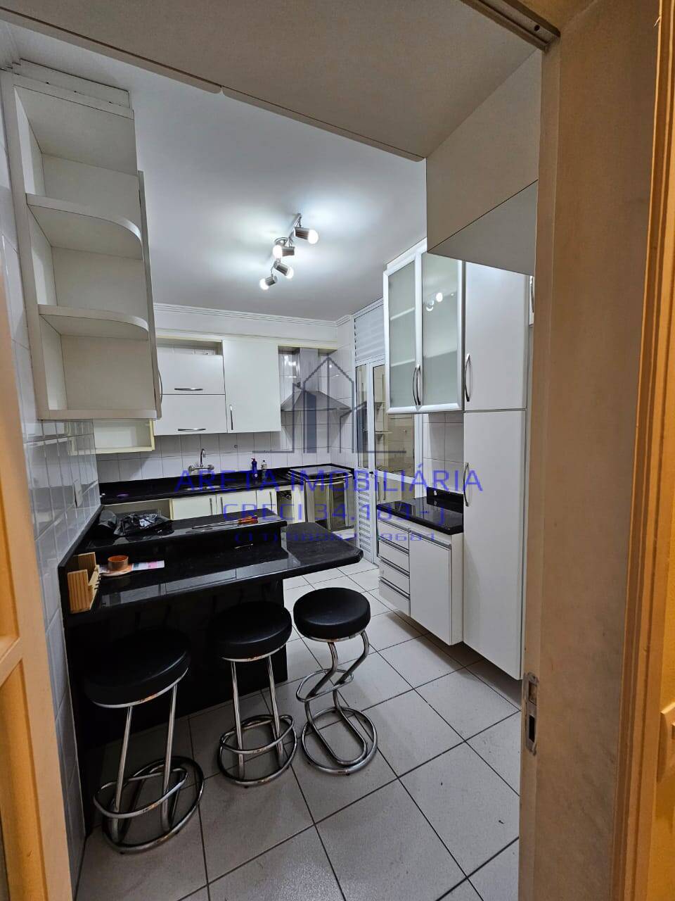 Apartamento para alugar com 3 quartos, 93m² - Foto 16