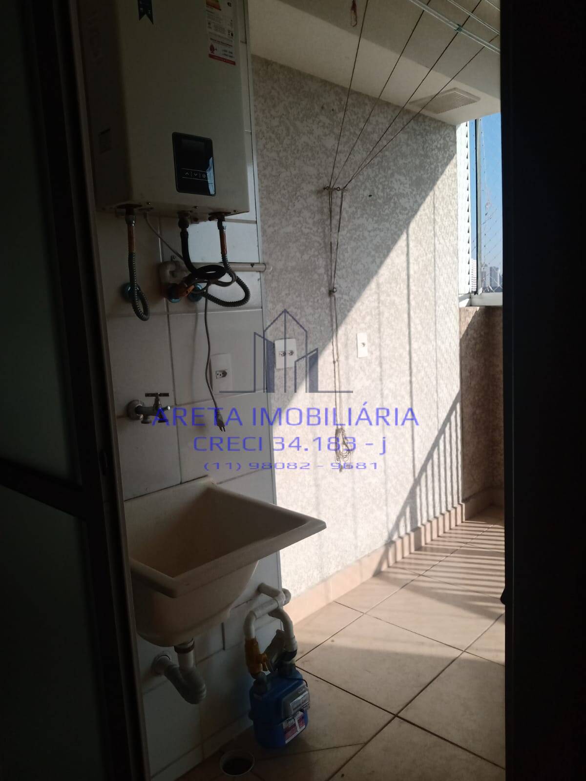 Apartamento à venda com 2 quartos, 55m² - Foto 11